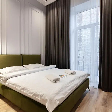 Leogrand On Franka 35 Lviv