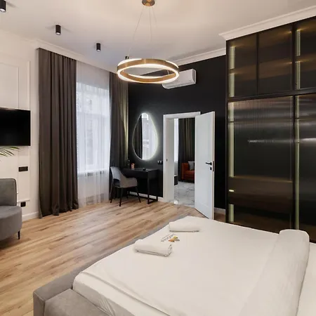 Leogrand On Franka 35 Apartment