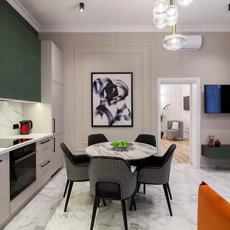 Leogrand On Franka 35 * Lviv